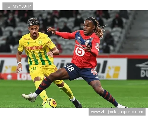 法甲球员年度最强进攻球员：赛季最佳进攻球员的评选与分析